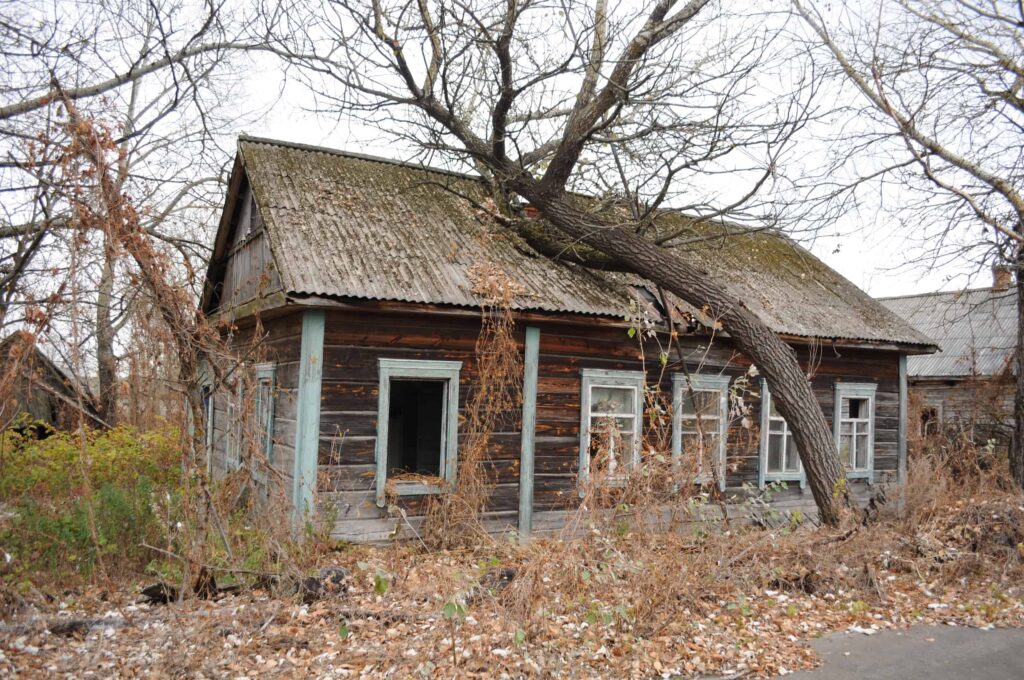 Abandoned House. ©James Beasley, courtesy of the National Geographic Society