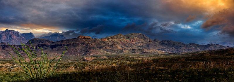 A photo of a desert and mountain landscape from Big Bend National Park in Texas, USA.